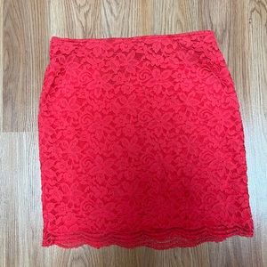 Skirt lace with lining